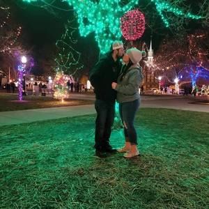 Meet your Posher, Hilary